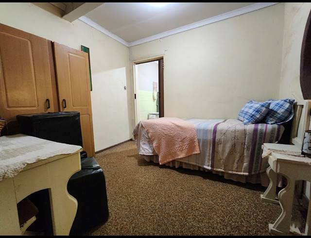 4 BEDROOM HOUSE FOR SALE IN THEOVILLE